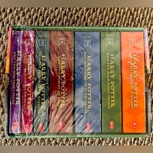 Harry Potter Paperback Box Set (Books 1-7)